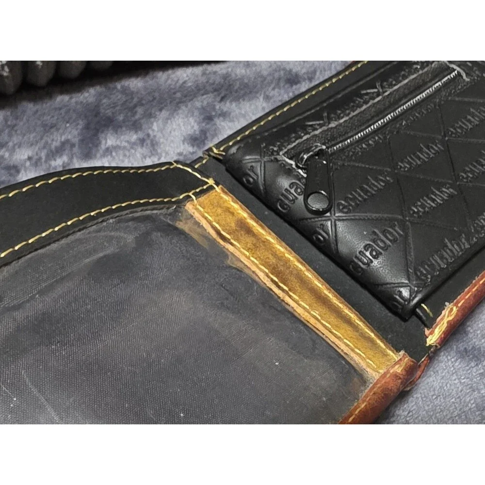 Rare 2pc Cool Ecuador Hand Stitched Tooled Bifold Embossed Leather Wallet EuC